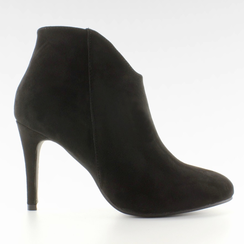 Botki z wycięciem AT-0592-L Black czarne
