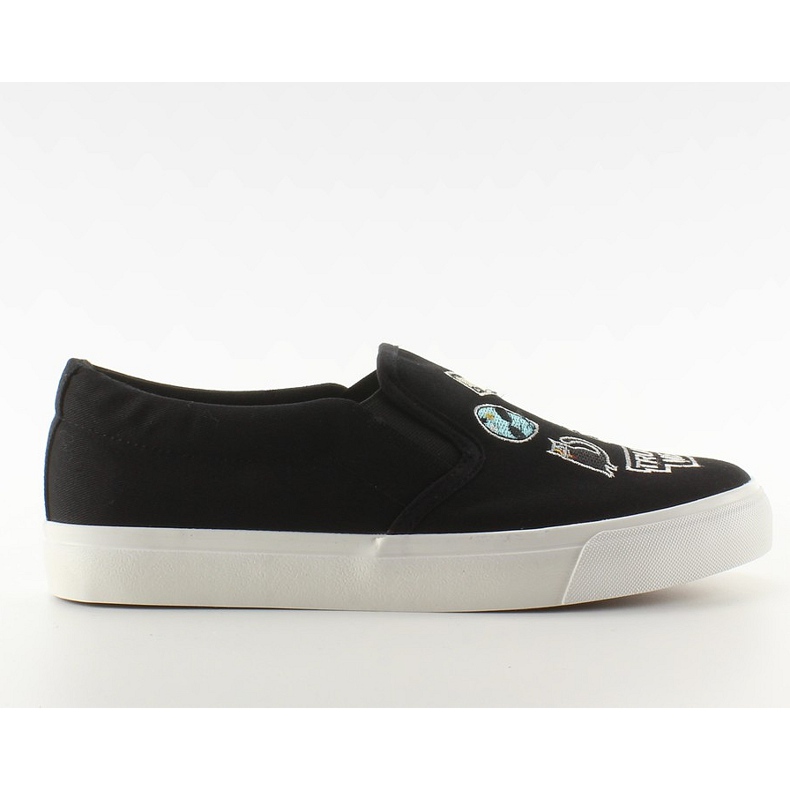 Trampki slip-on z haftami NB102P Black czarne