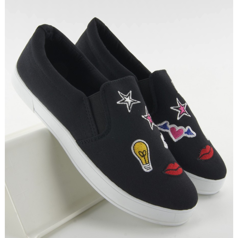 Slipony z naszywkami JX41P Black czarne