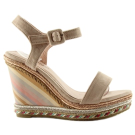 Espadryle z pastelowym koturnem Y5p beige beżowy