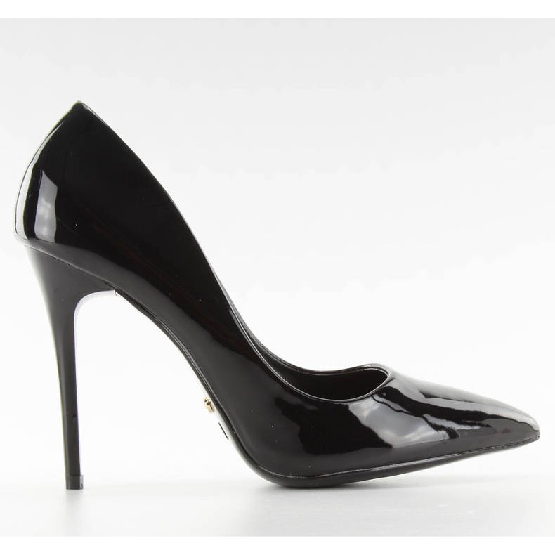 Gładkie lakierowane szpilki Le03 black czarne