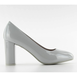 Lakierowane czółenka szeroki obcas m263p Grey szare