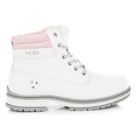 Białe Traperki Vices