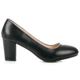 Czółenka na słupku czarne