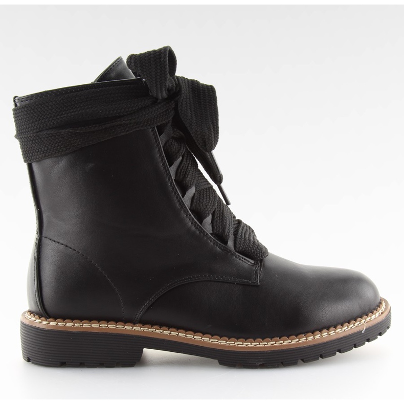 Botki sznurowane czarne 8308 black