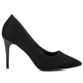 Czarne szpilki z zamszu