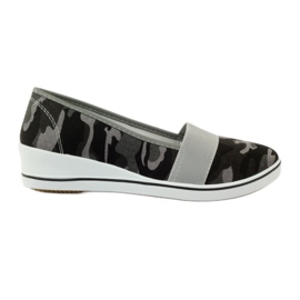 Tenisówki moro na koturnie Mckey 182 zielone