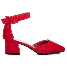 Zamszowe sandały na niskim obcasie czerwone