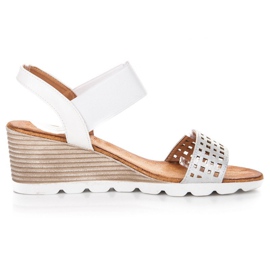 Sandały na gumkę vinceza białe