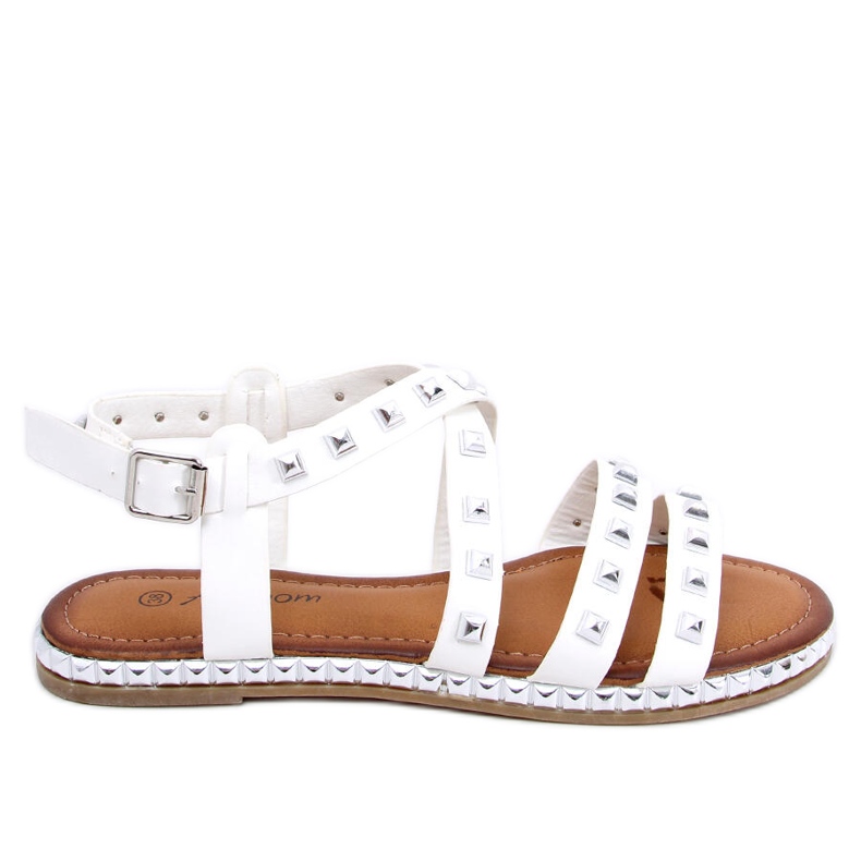 Sandałki z ćwiekami białe WL193 White