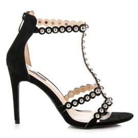 Czarne zamszowe sandały