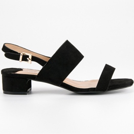 Fama Sandały na niskim obcasie czarne