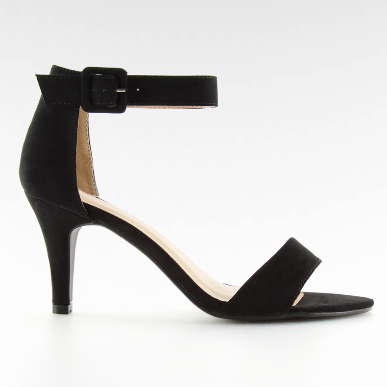 Sandałki na niewysokim obcasie czarne BL076