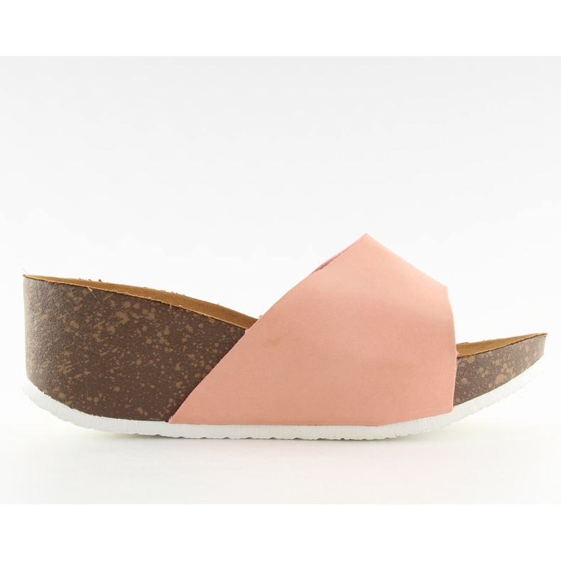 Klapki na wygodnym koturnie różowe JM26