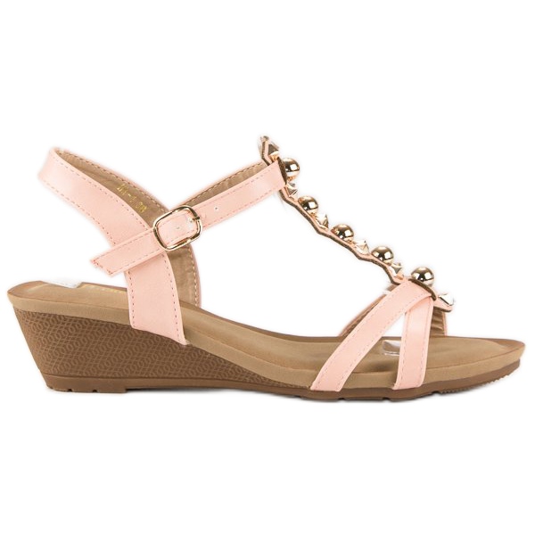 Różowe sandałki na koturnie