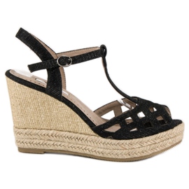 Corina Wygodne sandały na koturnie czarne
