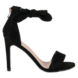 Bestelle Zamszowe sandały na suwak czarne