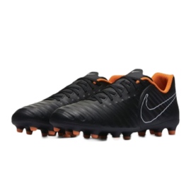 Buty piłkarskie Nike Tiempo Legend 7 Club FG M AH7251-080 czarne