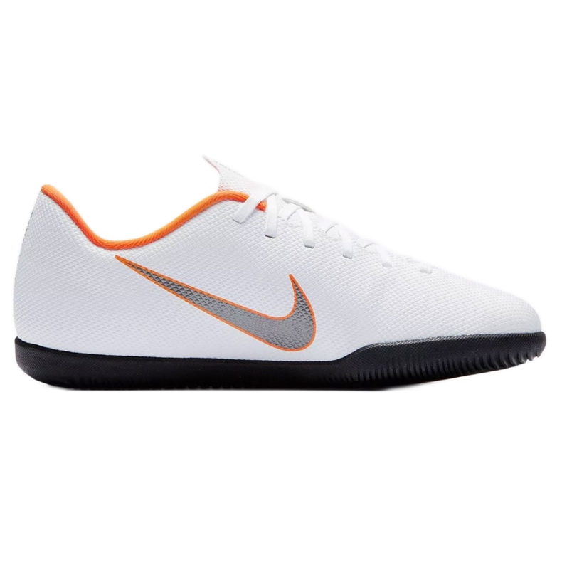 Buty halowe Nike Mercurial Vapor 12 Club Gs Ic Jr AH7354-107 białe białe