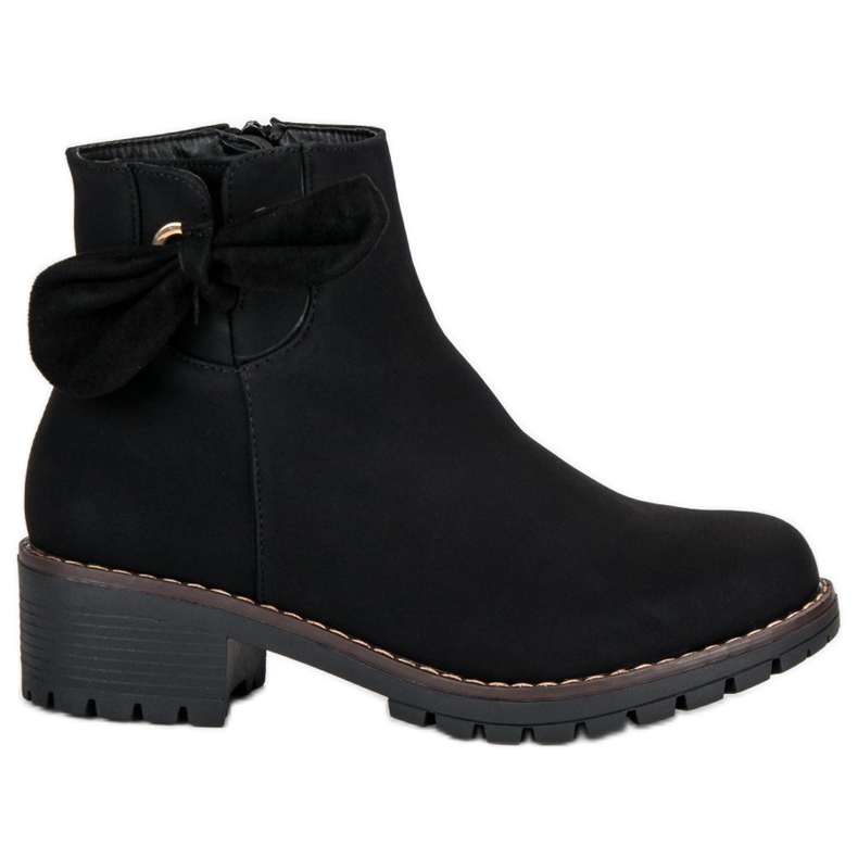 Czarne botki na obcasie