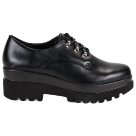 Wiązane półbuty damskie czarne