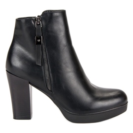 Klasyczne botki na słupku vinceza czarne