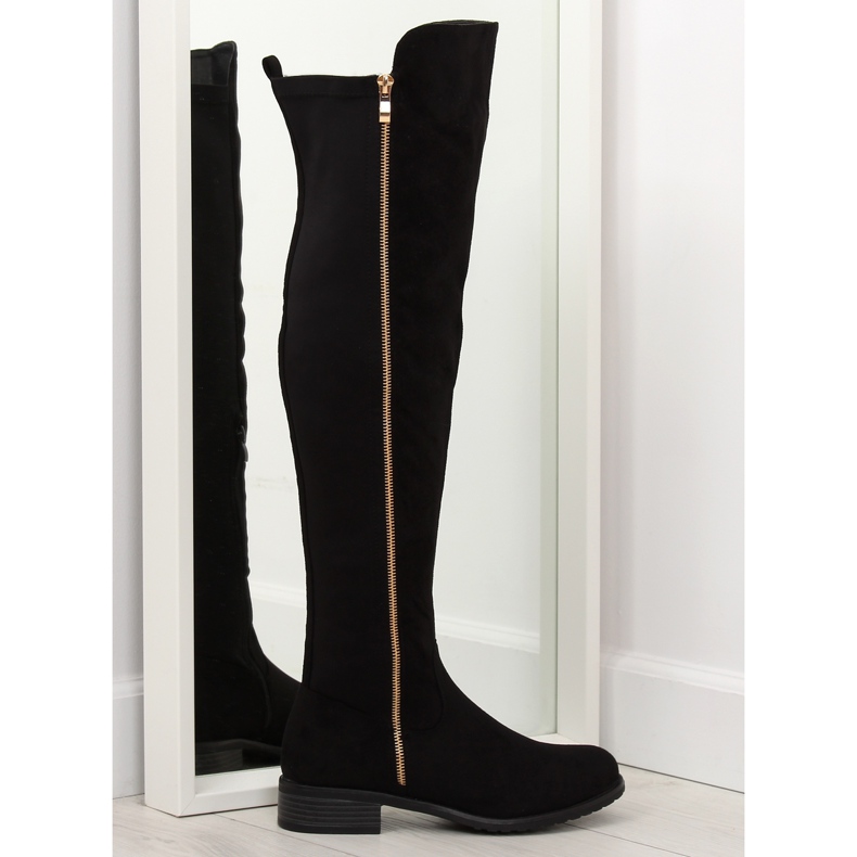 Muszkieterki z elastyczną cholewką czarne