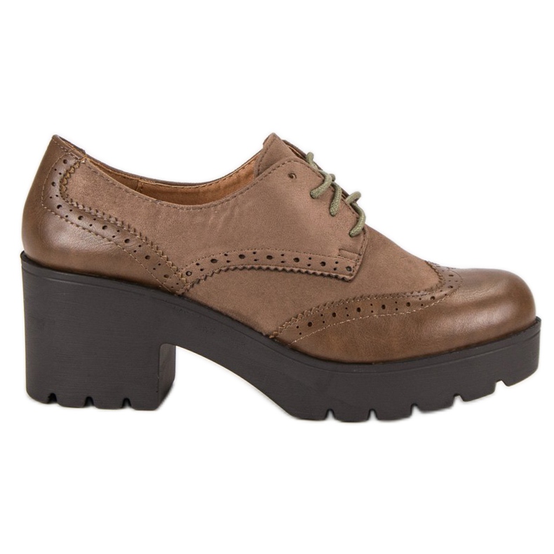 Ch. Creation Eleganckie beżowe półbuty beżowy