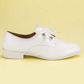 Tina&Co Wiązane Półbuty białe