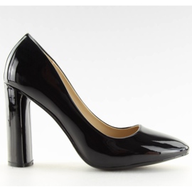 Czółenka na słupku czarne B-23 Black