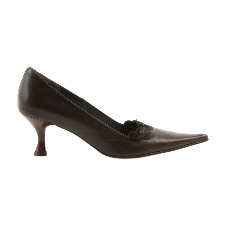 Czółenka skórzane brązowe