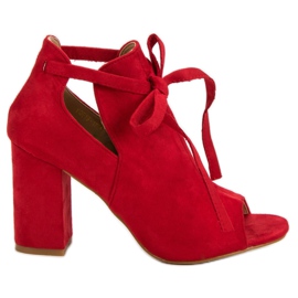 Vinceza Zabudowane Sandały Na Słupku czerwone