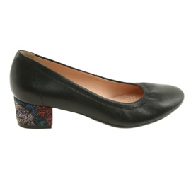 Arka Czółenka damskie skórzane czarne 5627