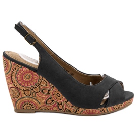 Corina Modne Sandałki Etno czarne