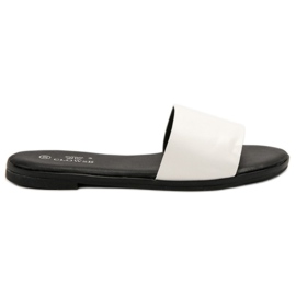 Clowse Klasyczne Białe Klapki