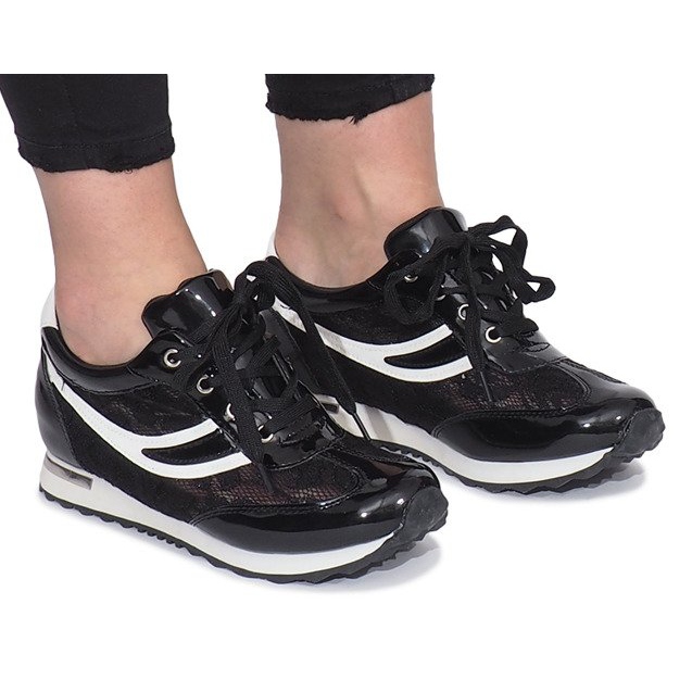 Czarne ażurowe sneakersy Mont Blanc