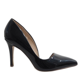 Czarne asymetryczne szpilki C26