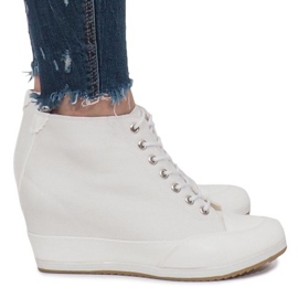 Białe Sneakersy Na Koturnie Capucine Material