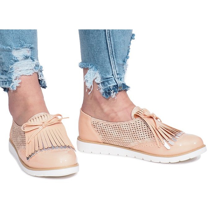 Różowe ażurowe mokasyny z frędzlami Pamole
