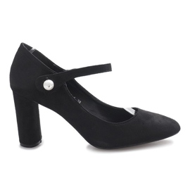 Czarne czółenka na słupku Milaya