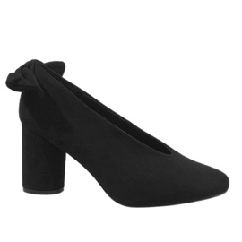 Czarne zamszowe czółenka na słupku LL-93P Schwarz