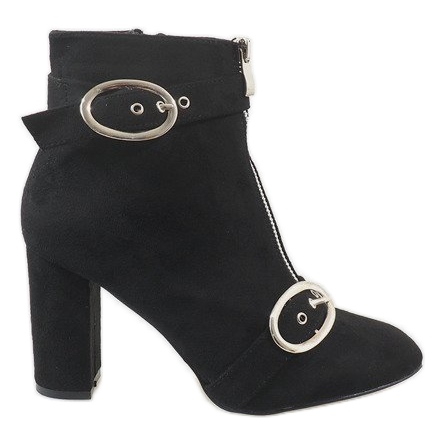 Czarne zamszowe botki na słupku F818
