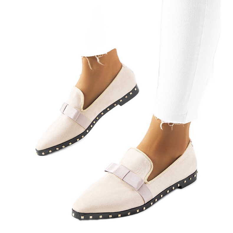 Różowe półbuty wsuwane z ćwiekami B12-12