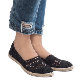 Czarne tenisówki z koronki JX57P