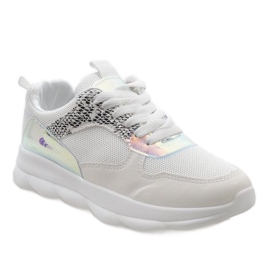 Białe modne obuwie sportowe W-3097