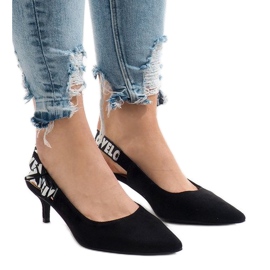Czarne czółenka na szpilce HD-33