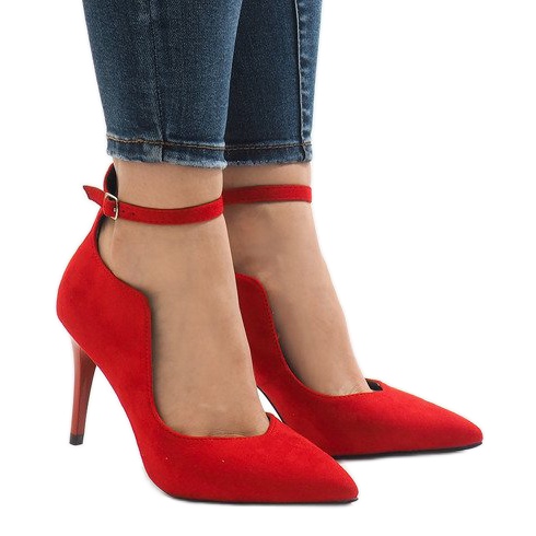 Czerwone botki na szpilce B-54