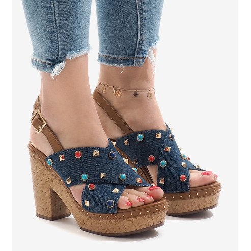Niebieskie sandały na platformie 1669