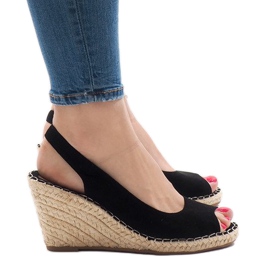 Czarne sandały koturny 2894