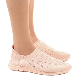 Różowe obuwie sportowe B111-13